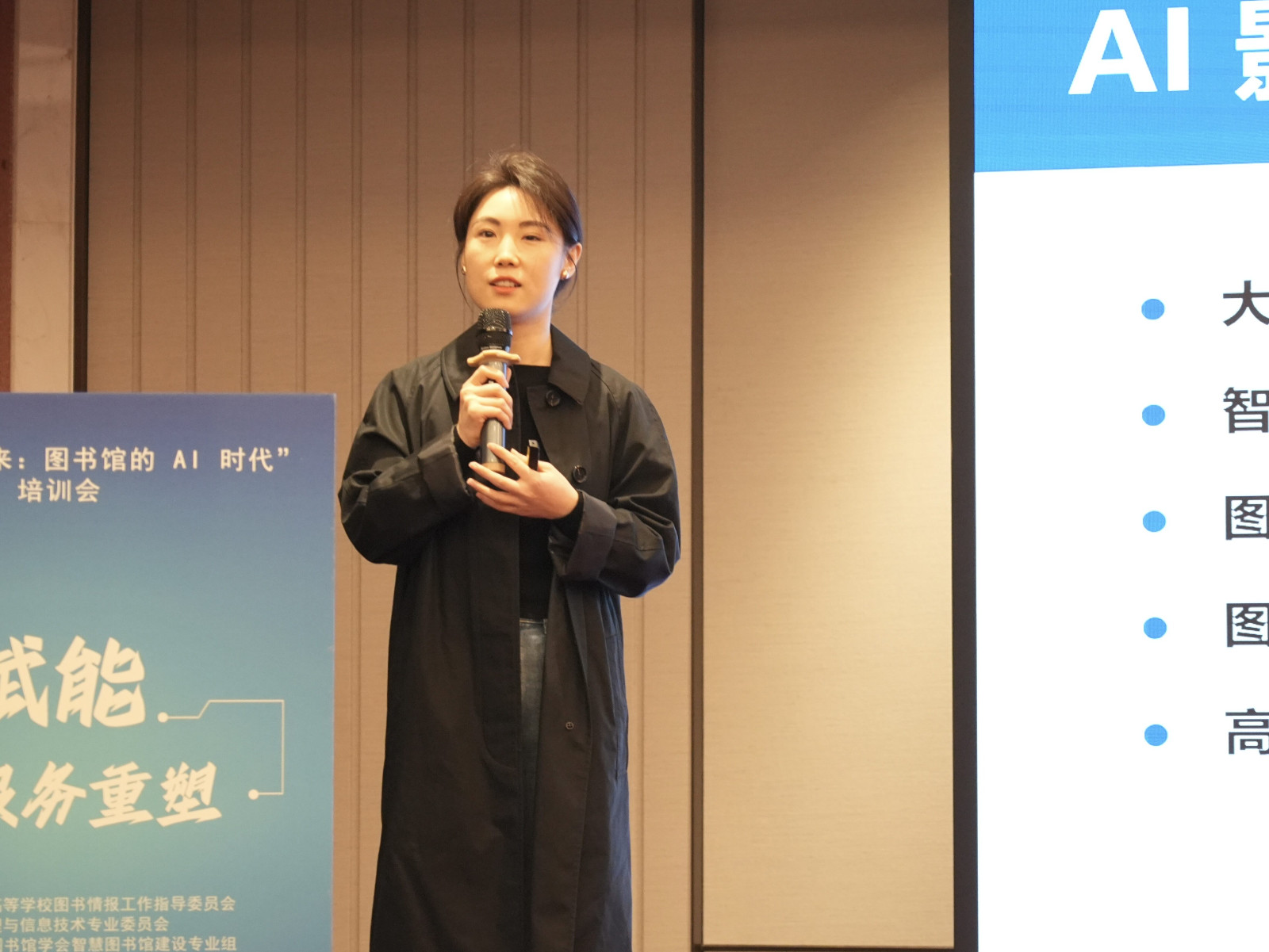 12_resize.jpg 12_resize.jpg