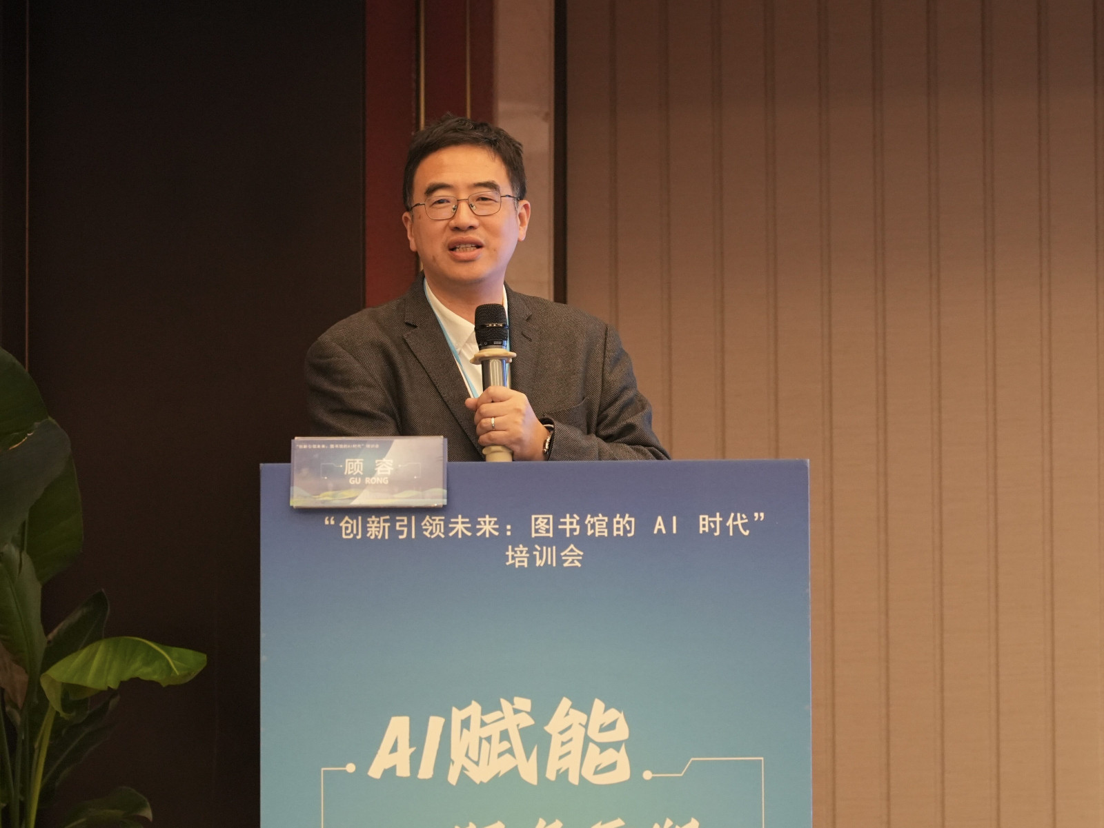 9_resize.jpg 9_resize.jpg